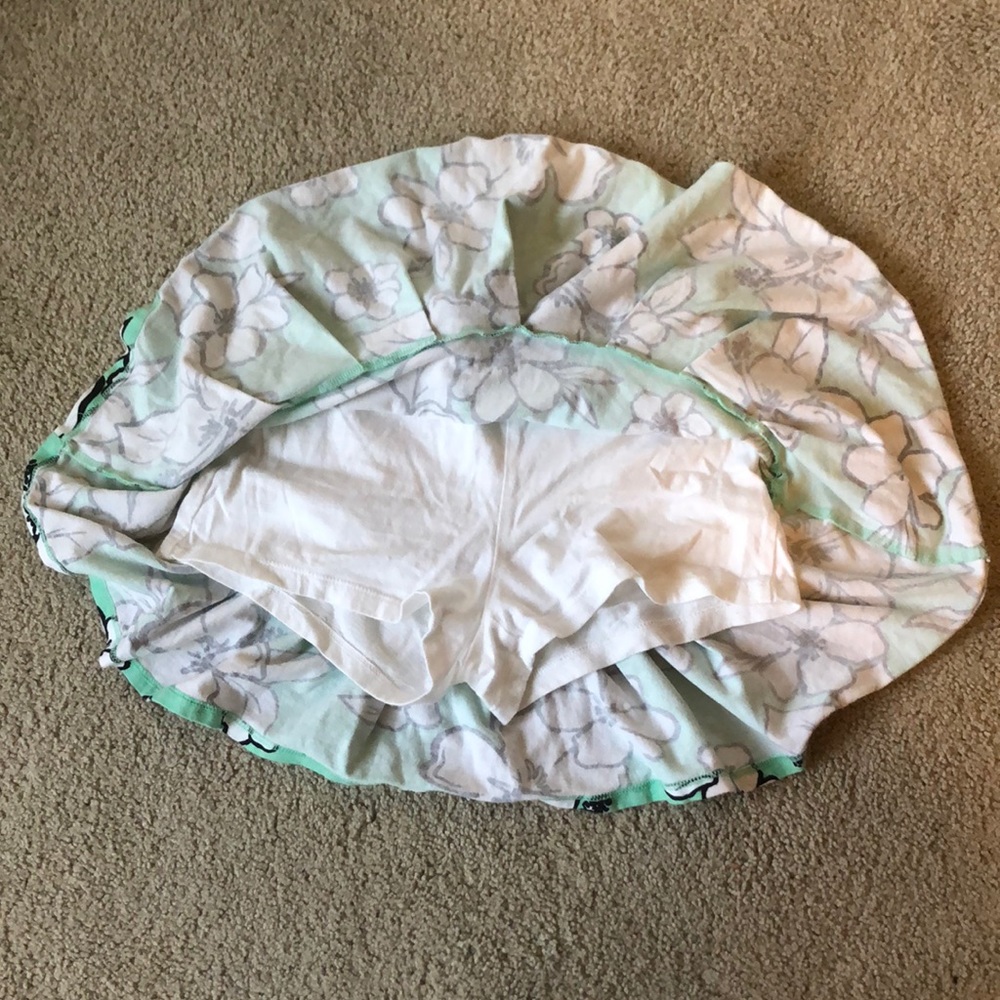 Matching set - Picture 2 of 2